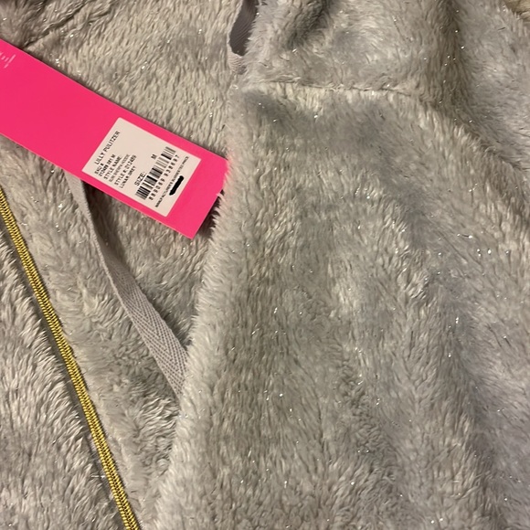 NWT Lilly Pulitzer Lunar Gray Suri Sherpa Hoodie size M - Picture 4 of 5